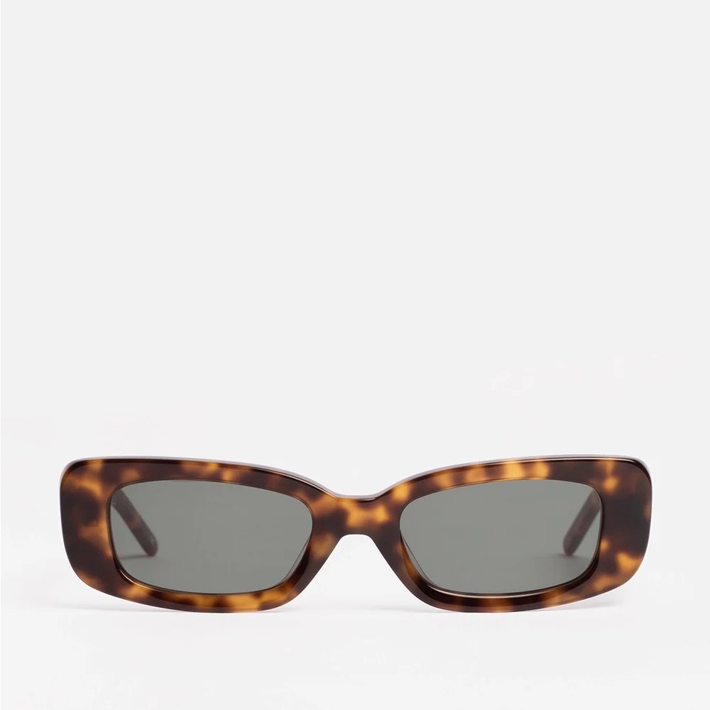 Shevoke Sunglasses Norm Forest 90s Salty Blonde Coco Tortoise Bobbi Brown